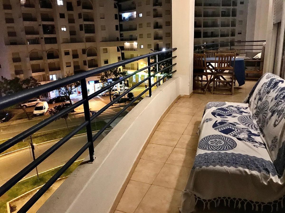Rei Apartment 奎特里拉 外观 照片