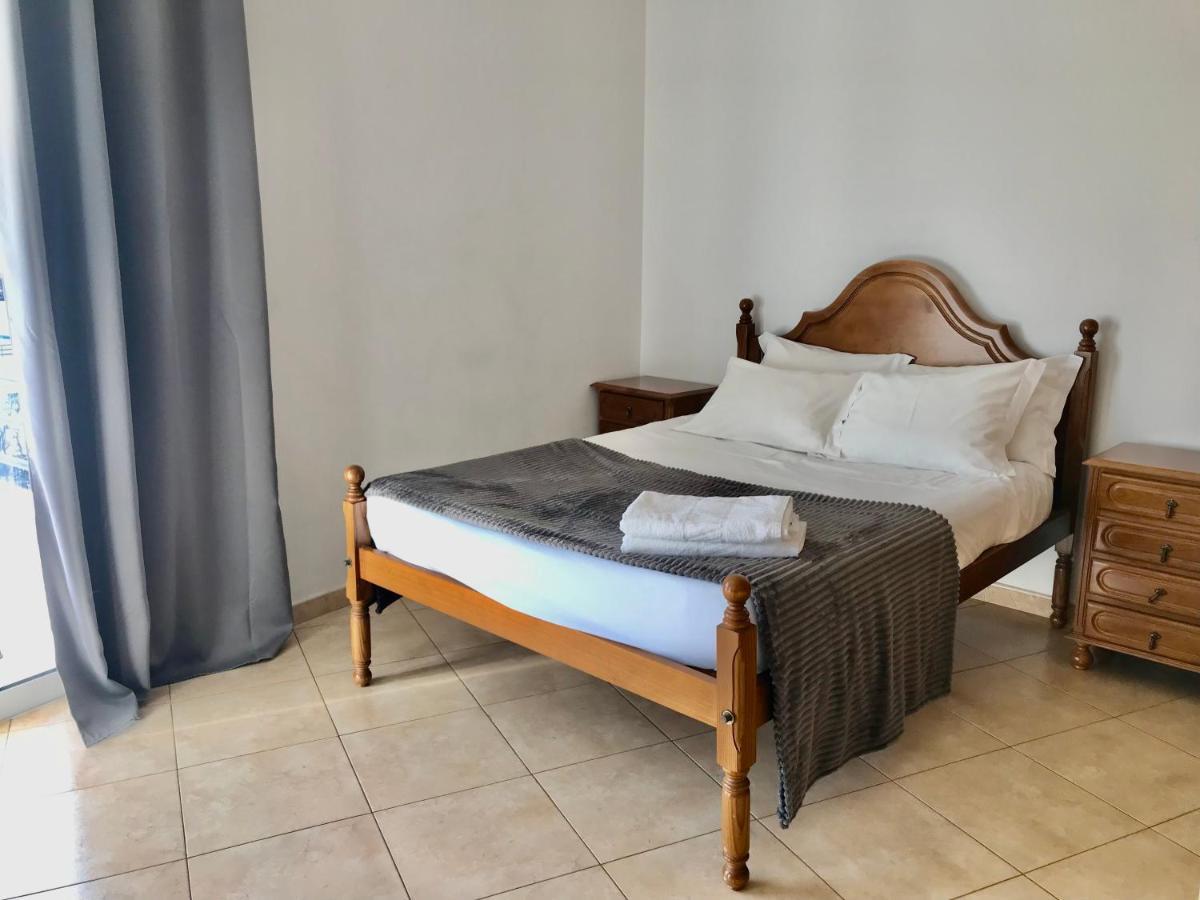 Rei Apartment 奎特里拉 外观 照片