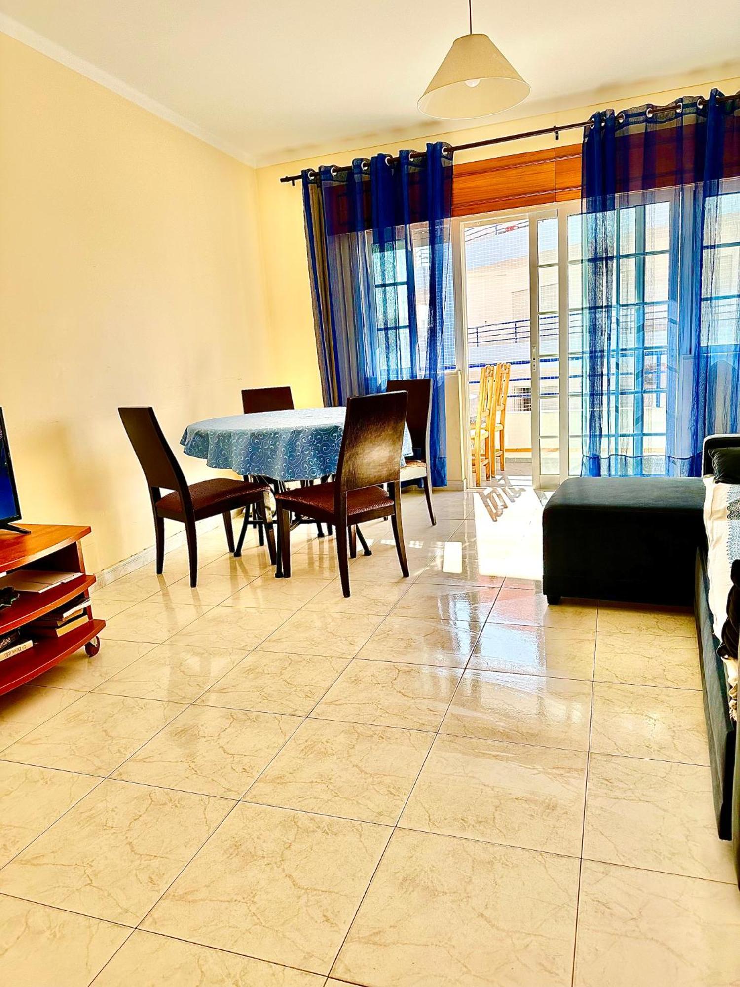 Rei Apartment 奎特里拉 外观 照片