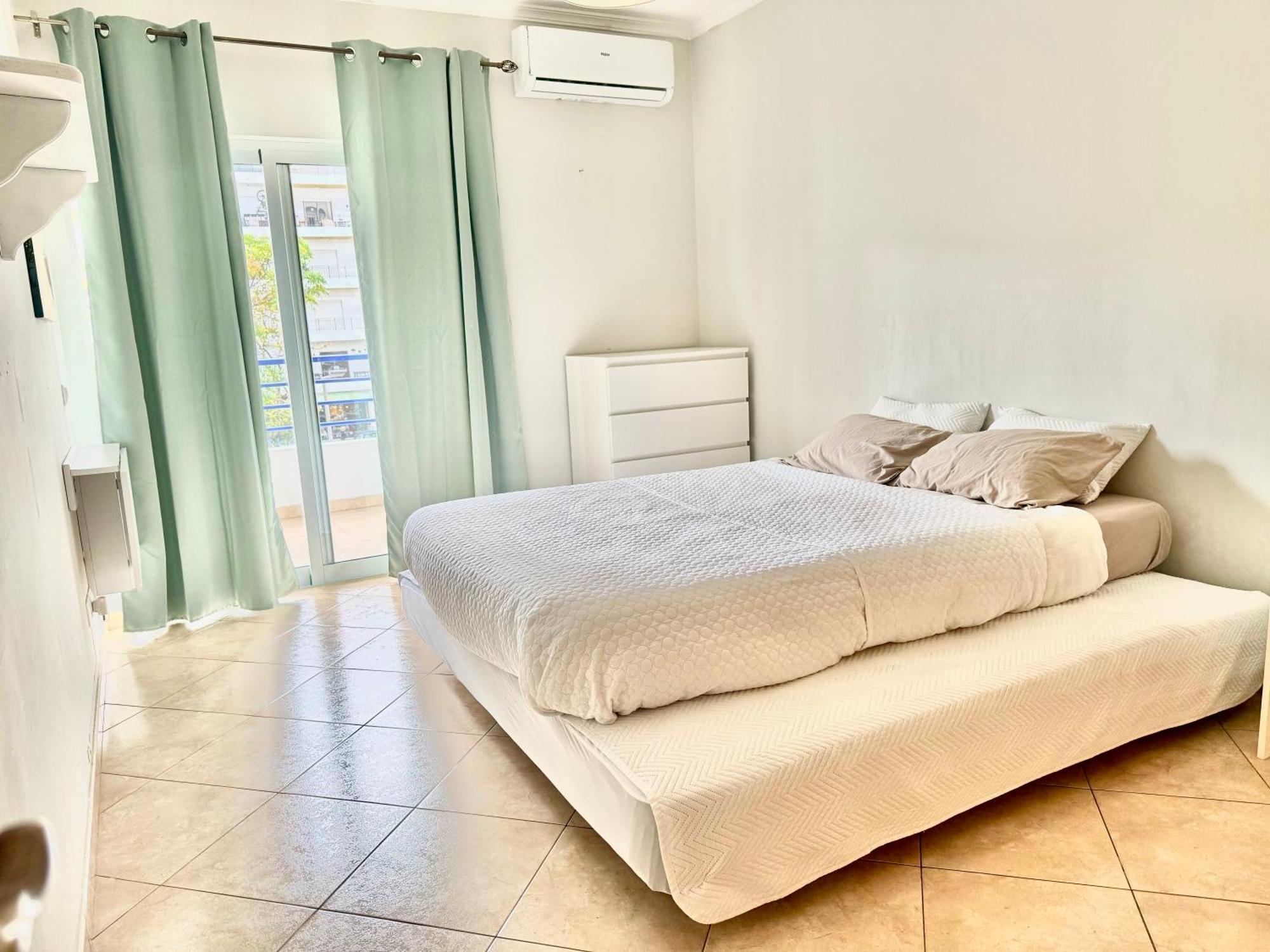Rei Apartment 奎特里拉 外观 照片