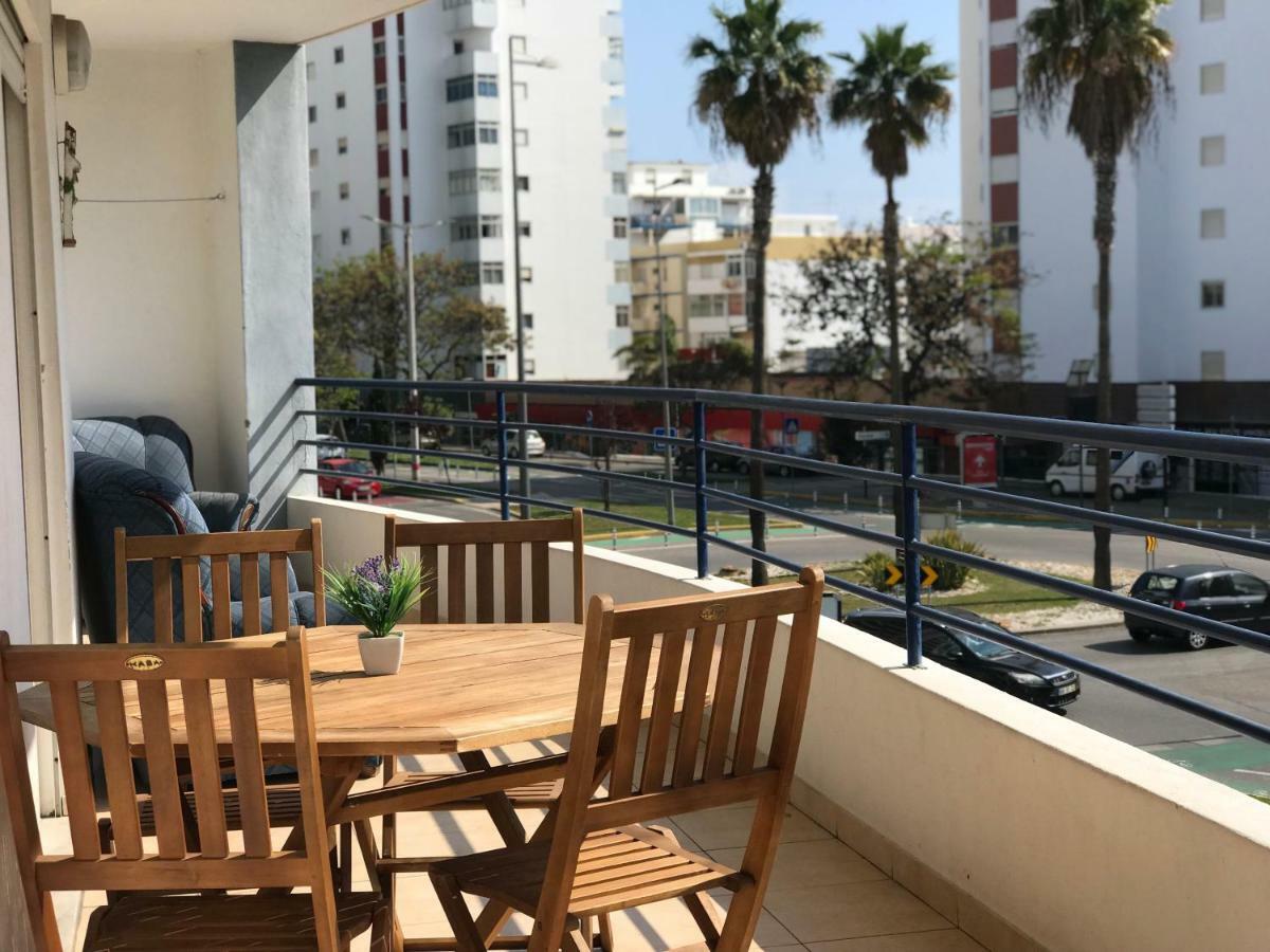 Rei Apartment 奎特里拉 外观 照片